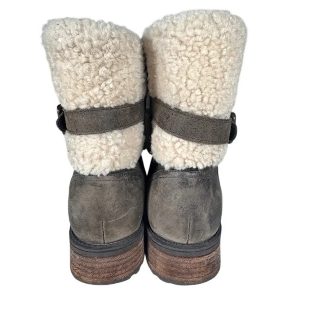 Ugg BLAYRE II Leather Suede Winter Boots Size 8